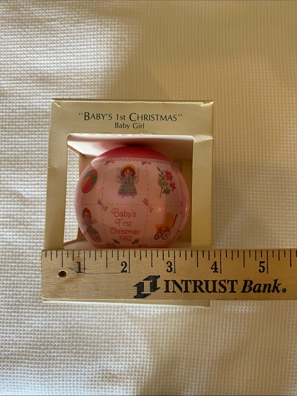 Hallmark 1982 Baby’s 1st Christmas Pink Keepsake Ornament OS - Picture 9 of 10